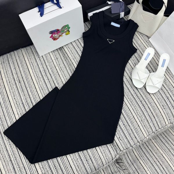 

runway fashion 2023 summer sleeveless solid colour o-neck long dress women sleeveless triangle pattern casual ladies dresses, Black;gray