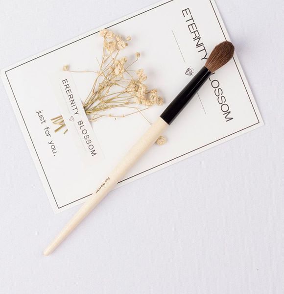 

eye blender makeup brush pony hair tapered nose shadow blending contouring beauty cosmetics brushes tool8865004