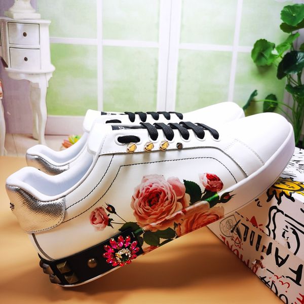 

casual shoes fashion women's leather shoes vintage trainer sneakers white and black men's and women's suede 0629