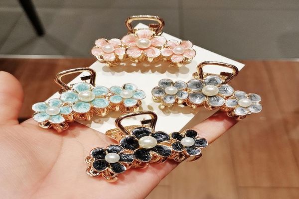

retro metal medium flowers pearl hairpin pan hairclaw barrettes for women girl hair accessories headwear4577346, Slivery;white