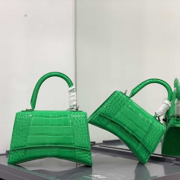 

classic fashion crocodile leather hourglass bag handbag gold buckle letter design hand bill of lading shoulder messenger