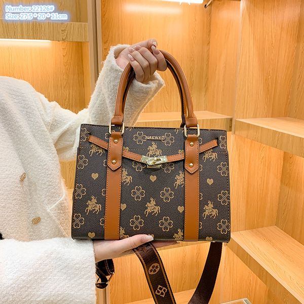 

factory wholesale brand ladies shoulder bags elegant old color leather retro handbag large capacity belt buckle fashion backpack street popu