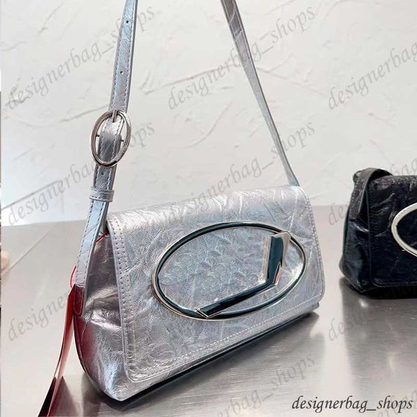

designer bag extra large d-shaped magnetic buckle decoration leather craft pleated decoration women's fashion shoulder bag women's