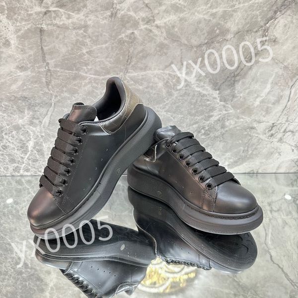 

2023 designer flat sneaker trainer casual shoe denim canvas leather white letter fashion platform mens womens low sneakers 35-46 xsd230411, Black