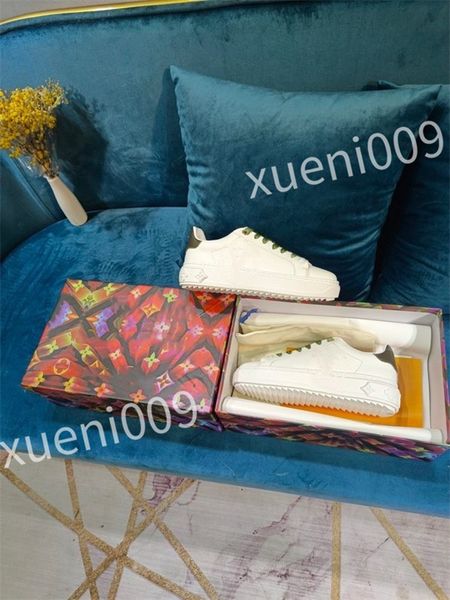 

2023 luxurys mens sneakers bread shoes fashion trend classic floral designer casual versatile womens outdoor walking dc220501, Black