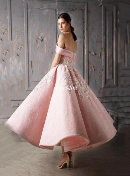 

off the shoulder vintage pink prom dress lace applique tea length ball gown formal evening gowns 2020 arabic homecoming dress9805480, Black;red