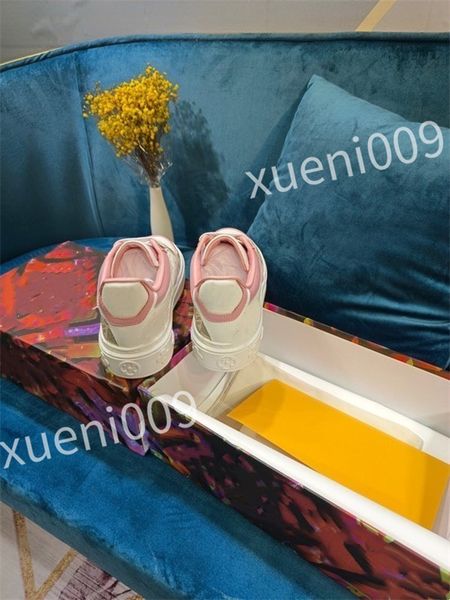 

2023 new mens sneakers bread shoe fashion trend classic floral designer casual versatile womens outdoor walking dc220502, Black