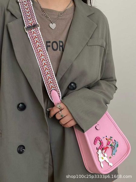 

designer bags hemrres grandma plants 2023 grass with the same cartoon animal evelynn mobile phone bag mini tote messengerhas logo zvfe