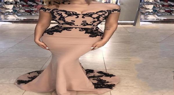 

champagne long satin mermaid evening dresses 2022 black lace appliques off the shoulder formal party gowns dubai prom dress8622193, Black;red