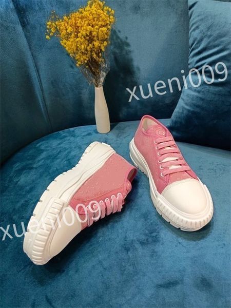 

2023 luxury designer casual shoes women sneakers rubber genuine leather sneaker multicolor lace-up skate shoes fashion running shoe dc220506, Black