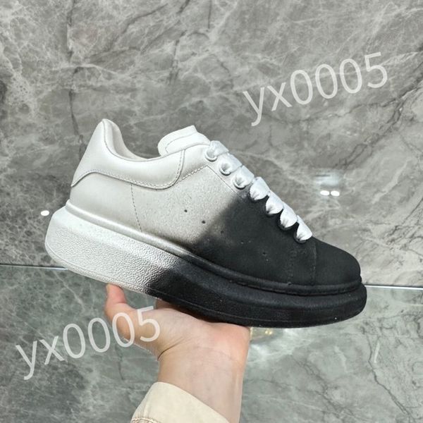 

2023 new luxury designer the four seasons shoes sneakers men women trainers classic stripe rubber shoe leather sneaker xsd230406, Black