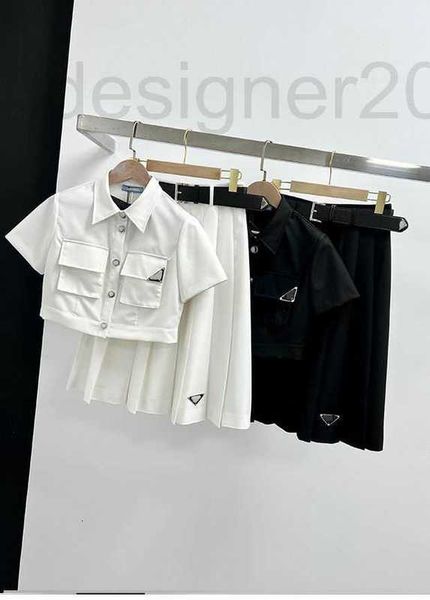 

two piece dress designer fashion, leisure, age reducing, college style suit set, simple girls' feeling, large pocket, short coat, high, White