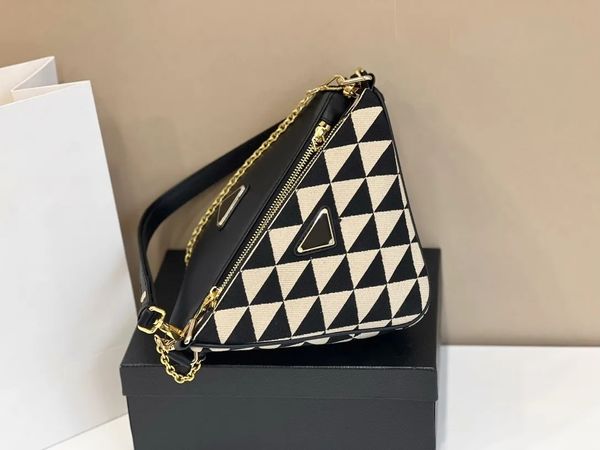 

triangular bag designer tote bag ladies triangles symbole jacquard fabric luxurus contrast embroidereds leather fashion handy messengers han