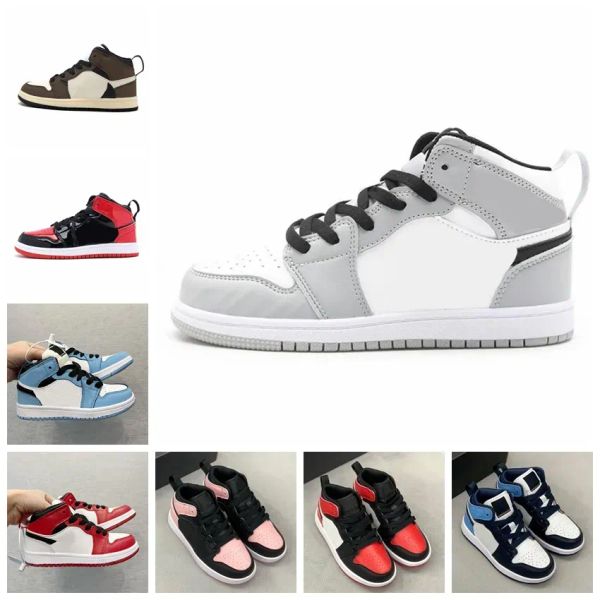 

new fashion 2022 new infants 1s designer kids shoes slides kid game royal scotts obsidian chicago bred boys girls basketball sneakers mid mu, Black