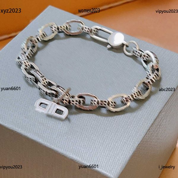 

women designer jewelry logo shaped hanging tag bracelets letter embossed chain bracelet #including box new arrival, Black