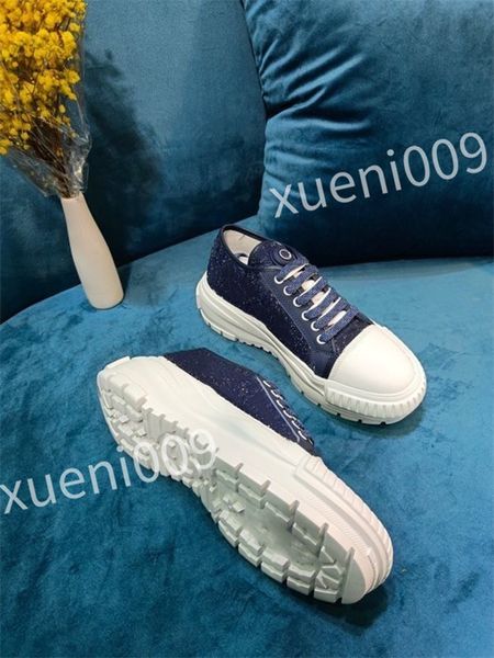 

2023 new luxury designer casual shoes women sneakers rubber genuine leather sneaker multicolor lace-up skate shoes fashion running shoe dc22, Black