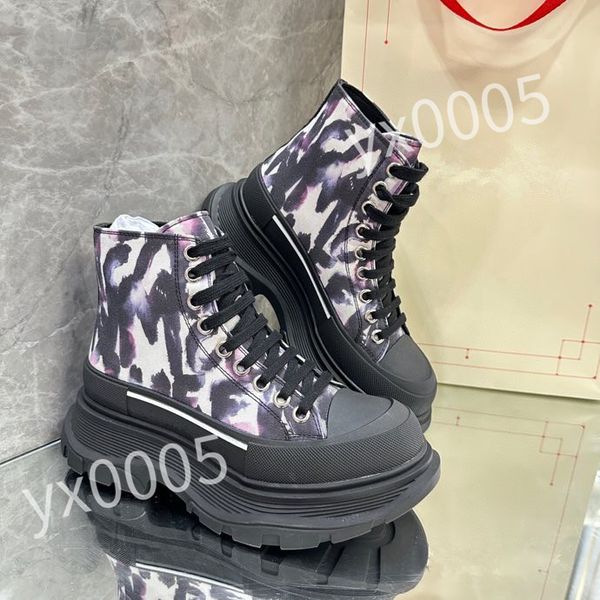 

2023 luxurys designer the four seasons shoes sneakers men women trainers classic stripe rubber shoe leather sneaker xsd230406, Black