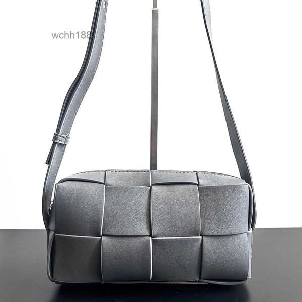 

venetas bags girl bag lady designer summer versatile 2023 fashion single shoulder crossbody popular tote woven pillow zz93