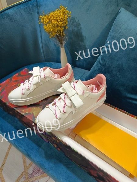 

2023 mens sneakers bread shoe fashion trend classic floral designer casual versatile womens outdoor walking dc220503, Black