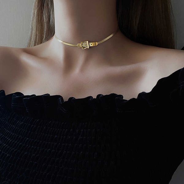 

strands classic watch buckle shape steel choker necklace for woman new korean fashion jewelry gothic girl's clavicle chain 230613, Black