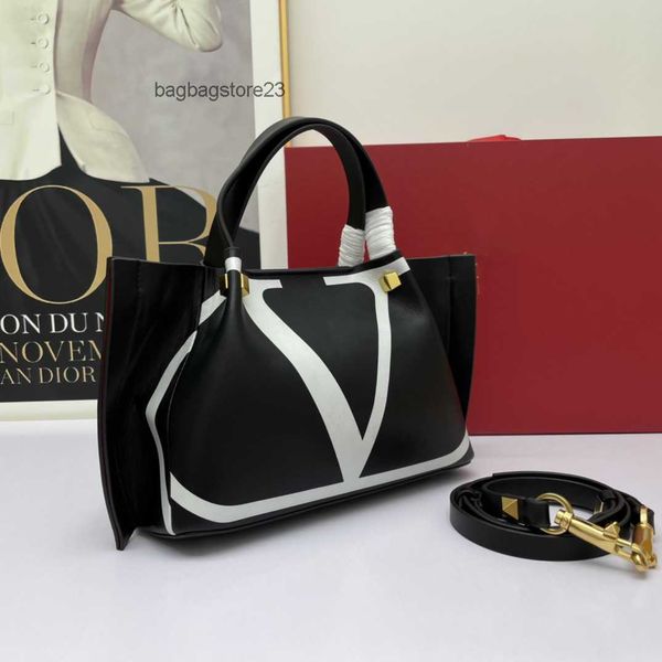 

one bag valentinoc bags designer portable shopping fashion tot lady shoulder large capacity physical purse belt c6d8