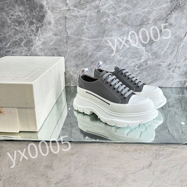 

luxurys designer flat sneaker trainer casual shoes denim canvas leather white letter fashion platform mens womens low sneakers 35-46 xsd2304, Black