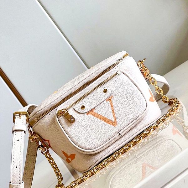 

fanny pack mini bumbag shoulder bag genuine leather womens cross body travel chest bum bag totes luxurys fanny pack designer handbags mens c