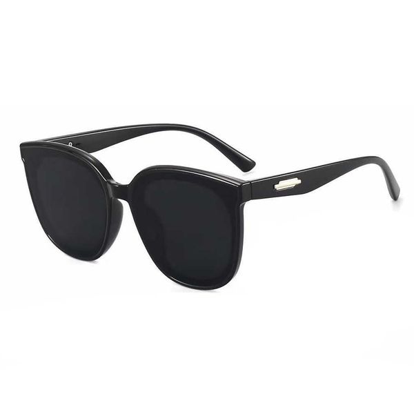 

new women polarized korean fashion men anti uv driving sunglasses, White;black