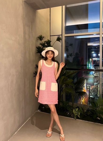 

chan summer designer dresses for women 2023 womens designer clothing designer fashion dress dinner party dress ccc camellia tweed dress moth, White;black