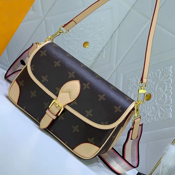 

women luxury designer bags old flower baguette shoulder bag messenger crossbody bag wallet genuine leather casual printed embroidery strap c