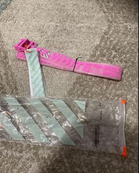 

2020 off belts pink clear belt rubber pvc transparent industrial iron buckle belt designer white brand belts ship8442606, Black;green