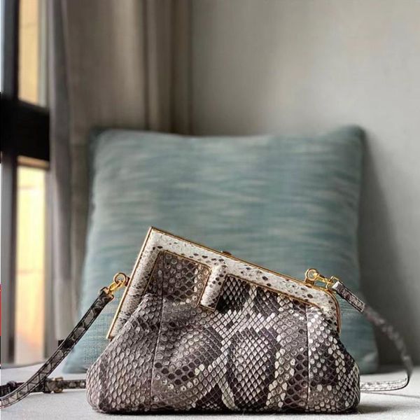 

lm40156v handbag designer bag luxury yf004 bag 26cm genuine crossbody leather delicate knockoff shoulder clutch bag box with bpkuo