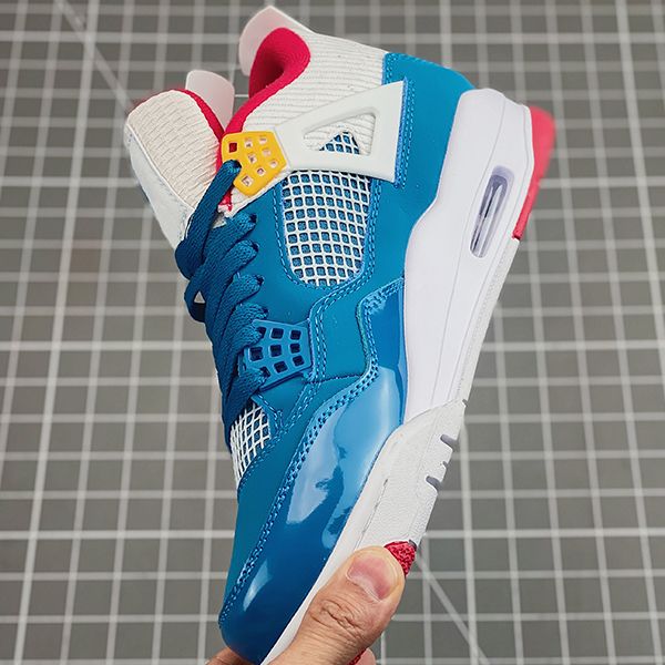 

2023 designer sneaker trainer casual shoes leather black white red blue yellow purple black platform low sneakers fashion platform mens wome