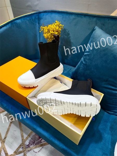 

2023 new luxury designer sneaker casual shoes calfskin leather white letter overlays platform fashion sneakers size 35-46 dc220504, Black