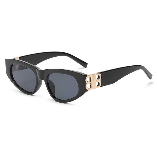 

22062 personalized oval frame for men and women advanced fashion wide mirror leg sunglasses, White;black