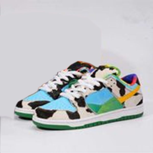

2023 boots low shoes new shoes skateboard shoes sports sneakers designer outdoor with original box womens mens in spring footwear sb dunks l, Black