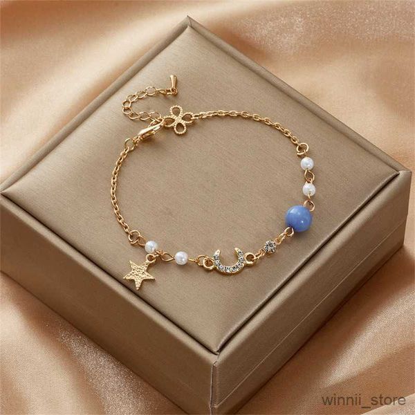 

charm bracelets fashion exquisite moon pendant bracelet for women girls elegant gold color metal chain bracelets bangle jewelry gift r230704, Golden;silver