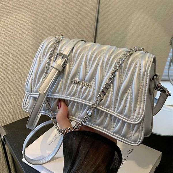 

new evening bags this year's popular underarm bag women's niche design embroidered thread feeling small square chain single should