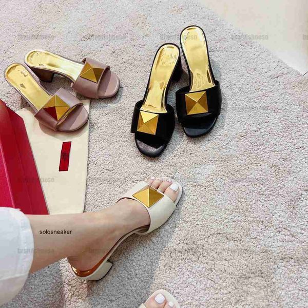 

sandals shoe one stud calfskin chunky heel valentinoly new series 0ahz es, Black