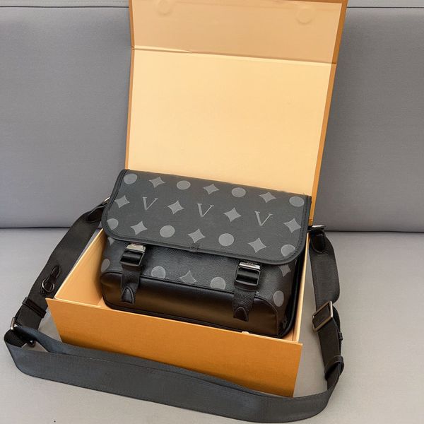 

2023 new men's briefcase business bags shoulder bag classic messenger bag crossbody package clutch handbag genuine leather designer bag