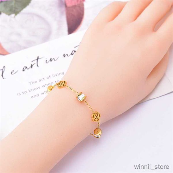 

charm bracelets stainless steel new fashion fine jewelry good luck beads welding rose flower charm chain bracelets for women r230704, Golden;silver