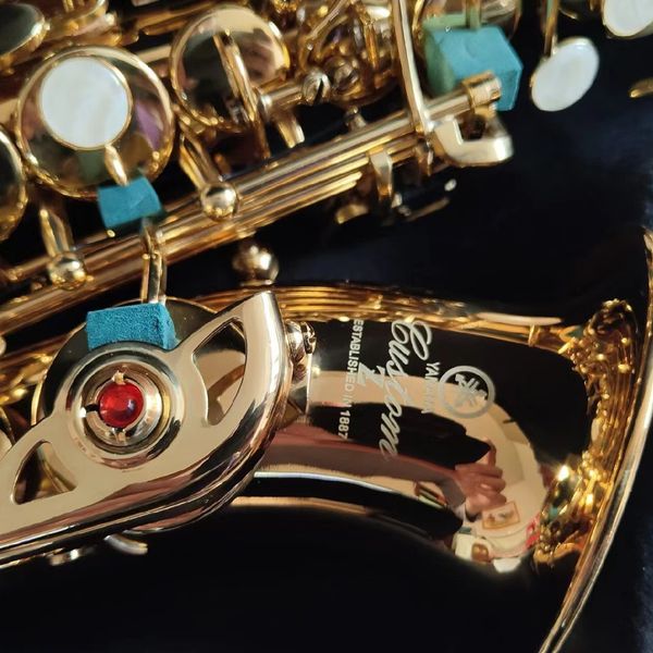 

classic bb tuned soprano bent saxophone lacquered gold brass shell keys made in japan craftsmanship professional performance woodwind instru