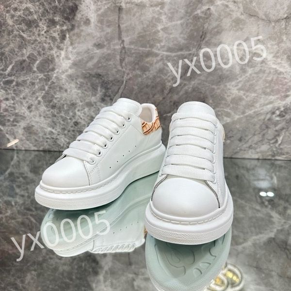 

2023 luxury qulity mens womens chaussures shoe beautiful platform casual sneakers designers shoes leather solid colors shoe xsd230420, Black