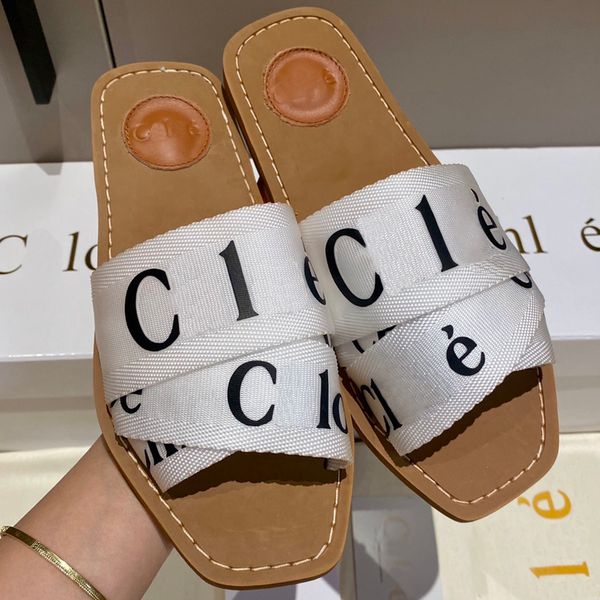 

slipper 2023 designer sandals beach woody sandals -print sandals farfetch classic flat heel summer lazy fashion cartoon big head flops leath, Black