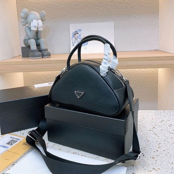 

messenger bags handbag totes fashion bag triangle leather men mini bags bag purse lady shoulder chain women shoulder package designer w lnvn