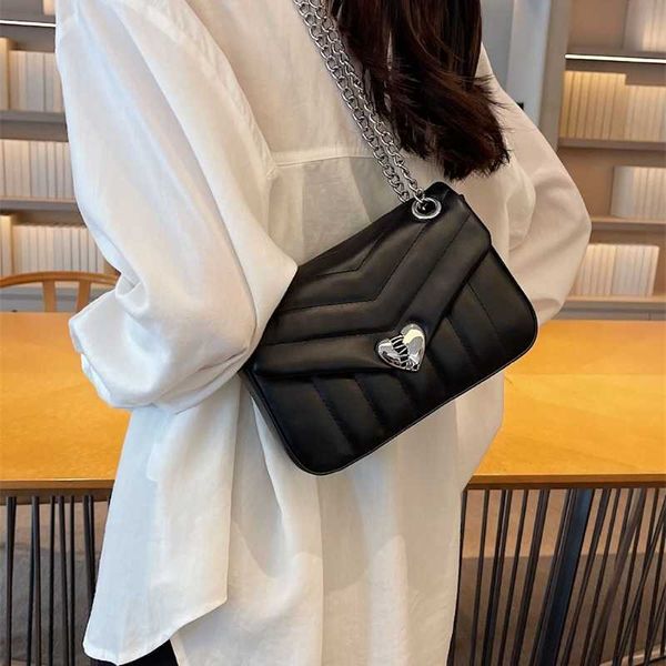 

evening bags small crowd design pink love chain square bag trendy summer simple and versatile underarm shoulder crossbody 230704