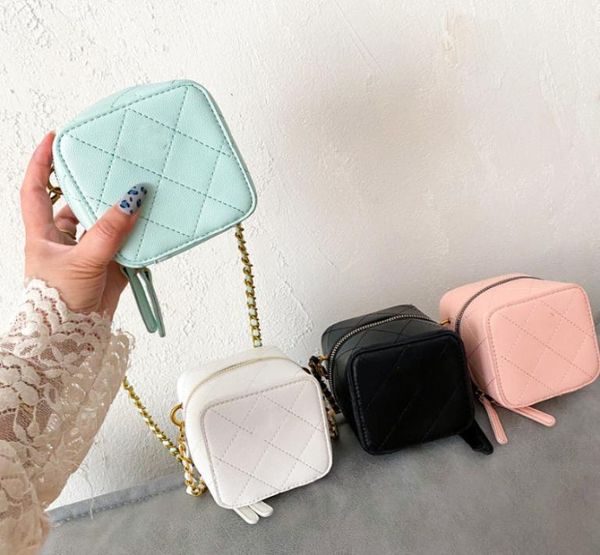 

fashion children diamond lattice square handbags kids metals chain single shoulder bag lady style girls messenger boxes purse a8689334515, Black