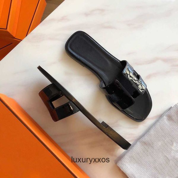 

classic tourism h oran sandal slipper 2023 designer slippers leather high edition flat bottom beach for women's summer outwear large ts