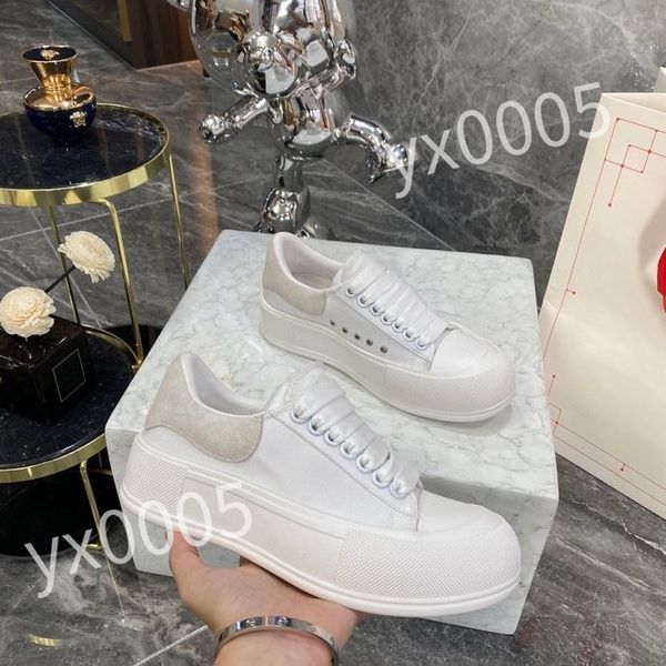 

2023 new luxurys designers shoes casual mens women white leather platforms black outdoor sneakers fashion outdoor shoe xsd230417