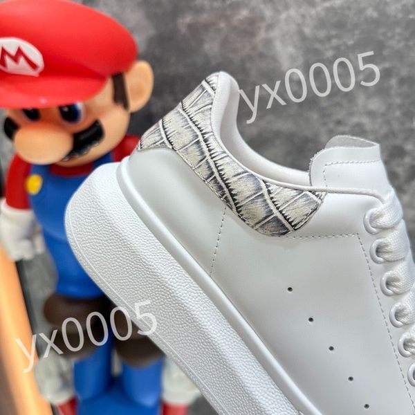 

2023 qulity mens womens chaussures shoe beautiful platform casual sneakers designers shoes leather solid colors shoe xsd230420, Black